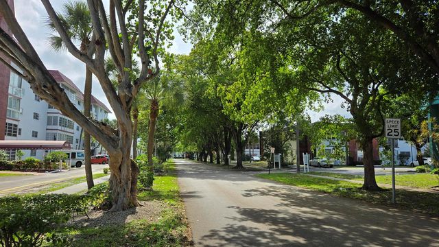4750 NW 22nd Court 408, Lauderhill, FL 33313