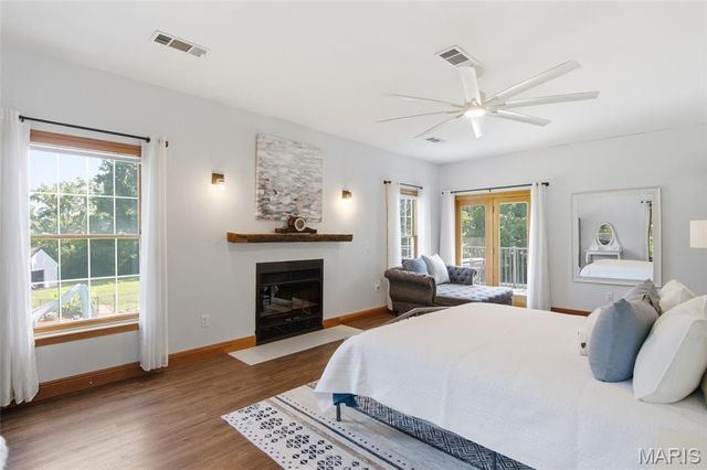 2838 Woodson Drive, Columbia, IL 62236