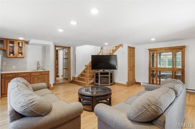 2838 Woodson Drive, Columbia, IL 62236