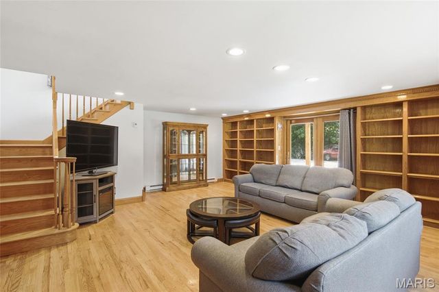 2838 Woodson Drive, Columbia, IL 62236