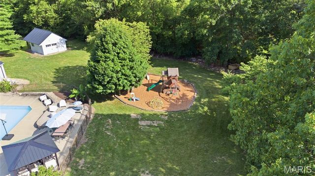 2838 Woodson Drive, Columbia, IL 62236