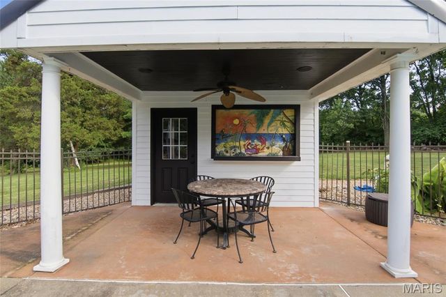 2838 Woodson Drive, Columbia, IL 62236