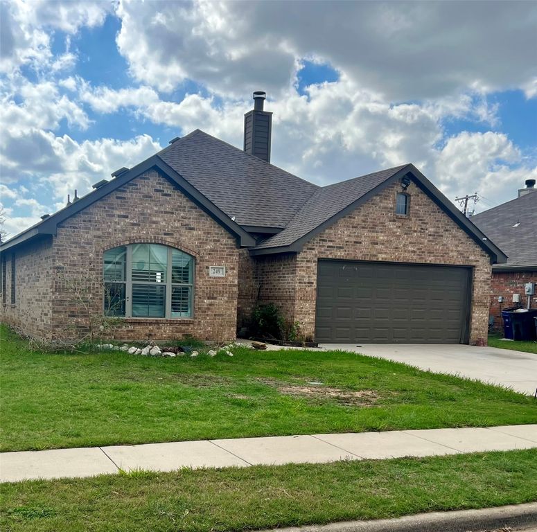 249 Cedar Crest Drive, Justin, TX 76247 — exterior