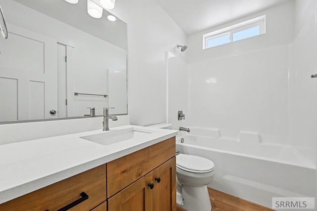 4641 Ola Vista Avenue, Idaho Falls, ID 83401