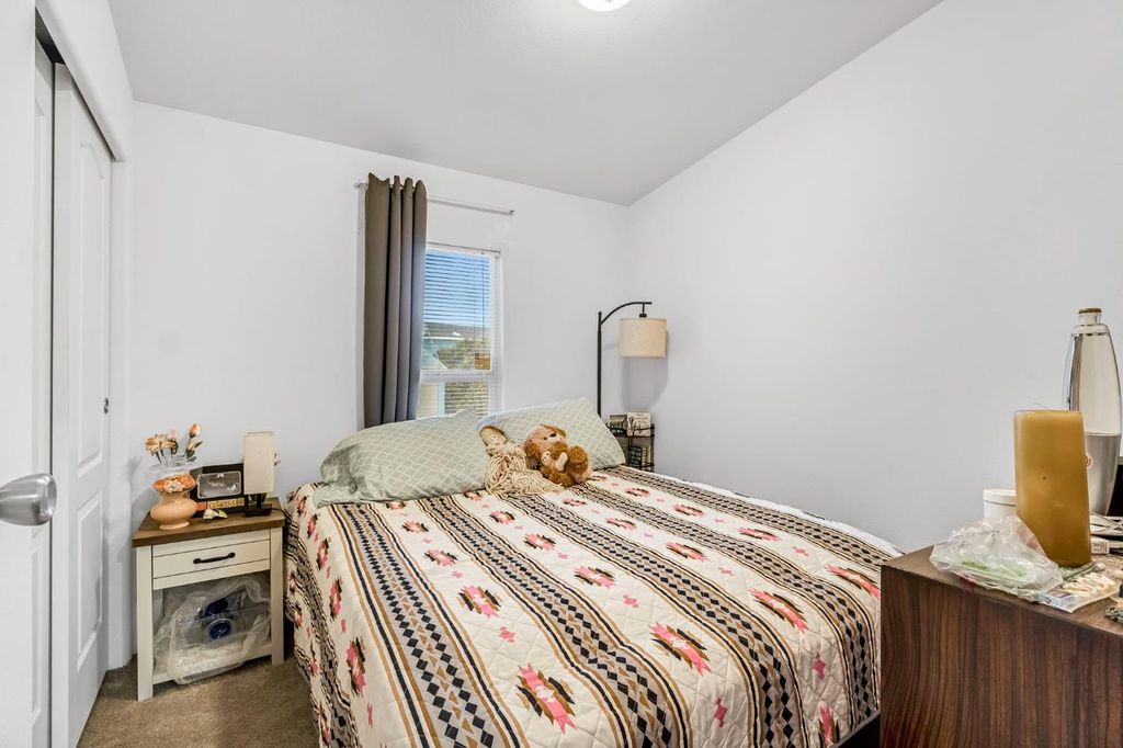 Image 14 of property listing at 1650 Villa Avenue # 9, Clovis, CA 93612