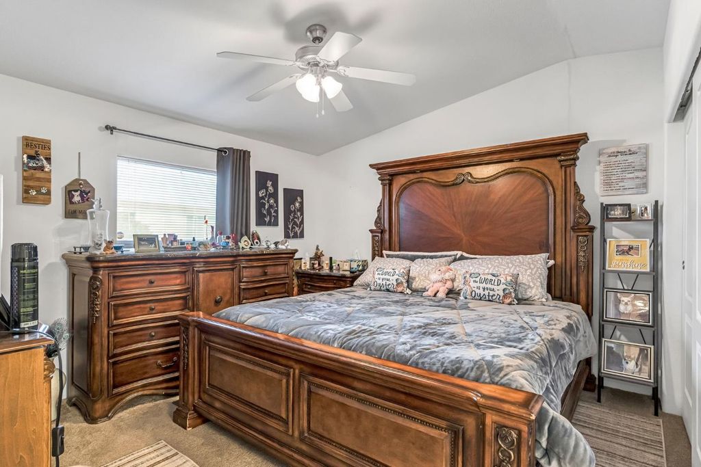 Image 17 of property listing at 1650 Villa Avenue # 9, Clovis, CA 93612