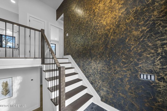 9 Fairview Road, Marlboro, NJ 07746