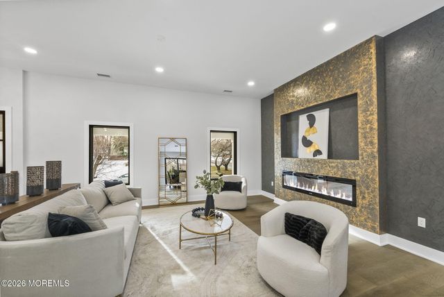 9 Fairview Road, Marlboro, NJ 07746