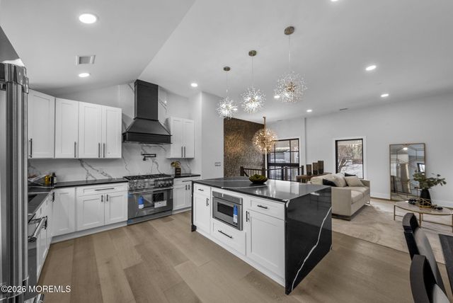 9 Fairview Road, Marlboro, NJ 07746