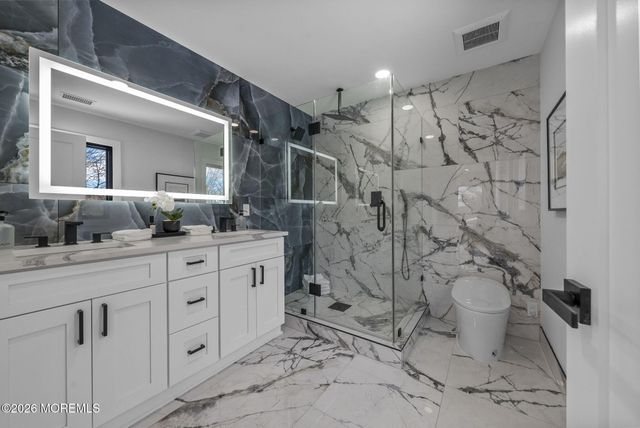 9 Fairview Road, Marlboro, NJ 07746