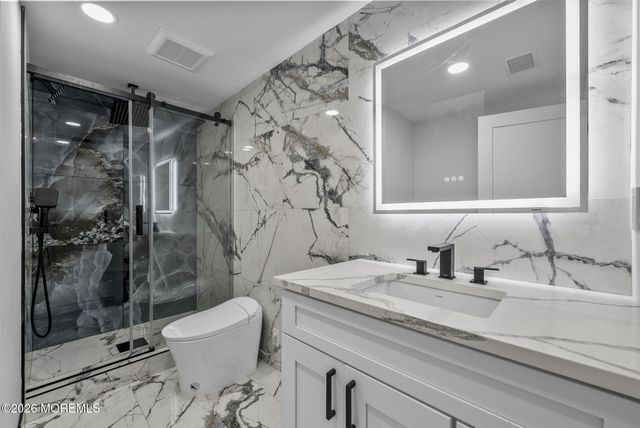 9 Fairview Road, Marlboro, NJ 07746