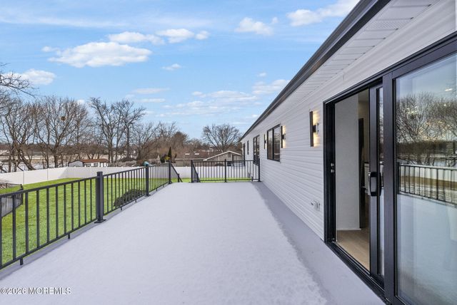 9 Fairview Road, Marlboro, NJ 07746