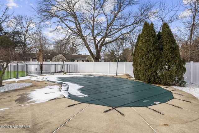 9 Fairview Road, Marlboro, NJ 07746