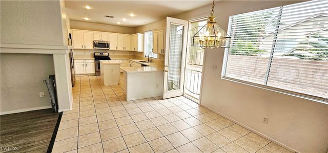 4638 San Vito Street, Las Vegas, NV 89147