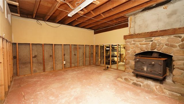 195 Mount Hope Street, North Attleboro, MA 02760