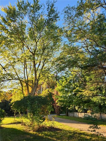 195 Mount Hope Street, North Attleboro, MA 02760
