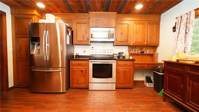 195 Mount Hope Street, North Attleboro, MA 02760