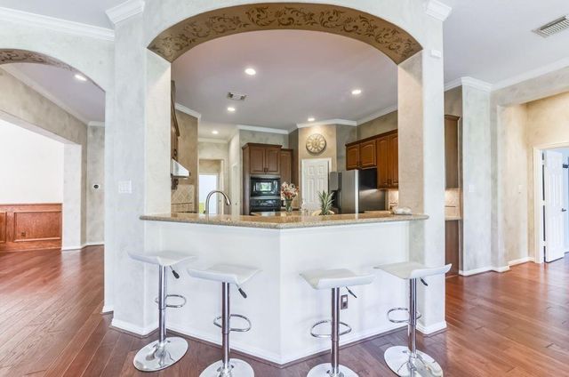 31 N Warbler Bend Circle, Spring, TX 77382