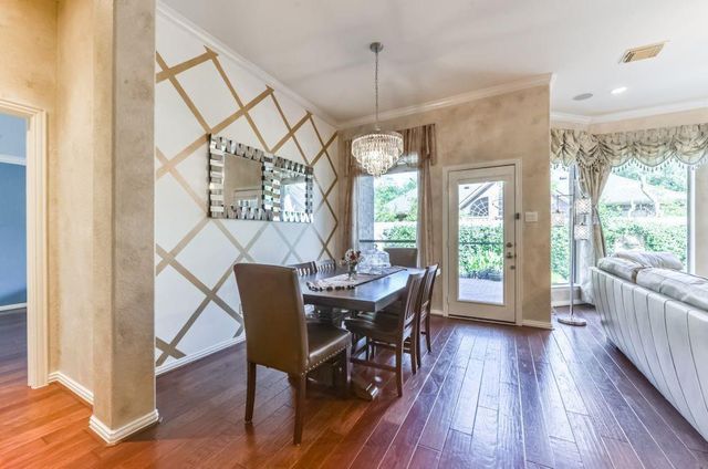 31 N Warbler Bend Circle, Spring, TX 77382