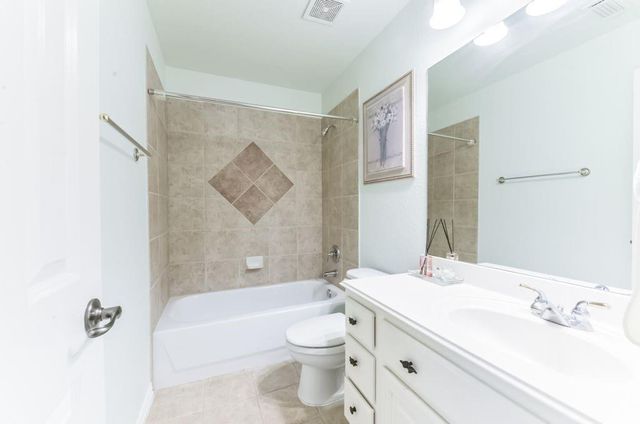 31 N Warbler Bend Circle, Spring, TX 77382