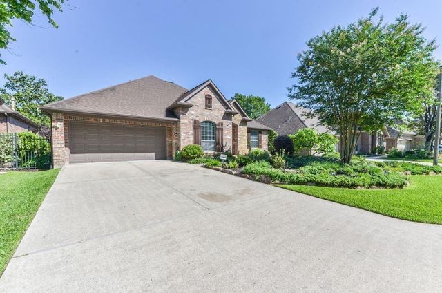 31 N Warbler Bend Circle, Spring, TX 77382