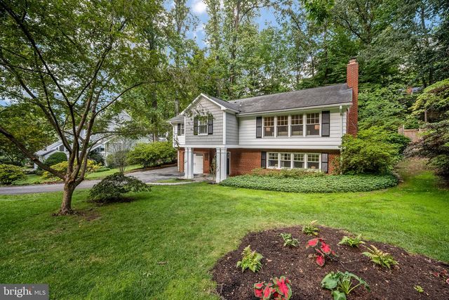 3609 WHISPERING LN, Falls Church, VA 22041