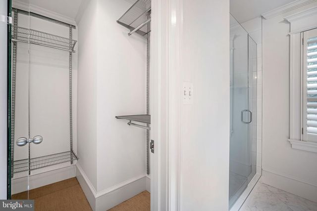 3609 WHISPERING LN, Falls Church, VA 22041