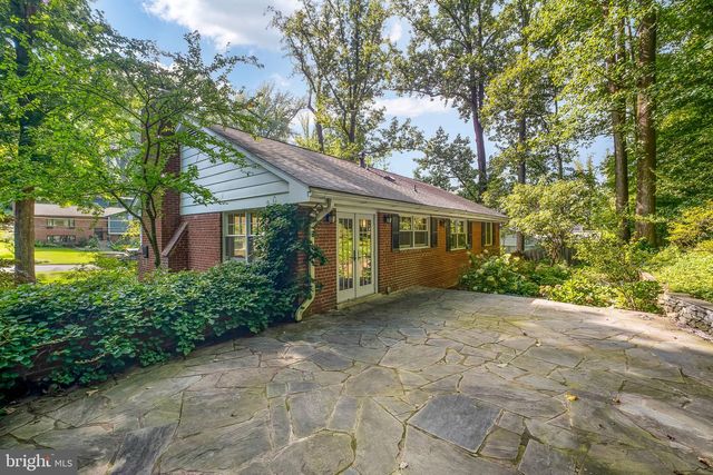 3609 WHISPERING LN, Falls Church, VA 22041