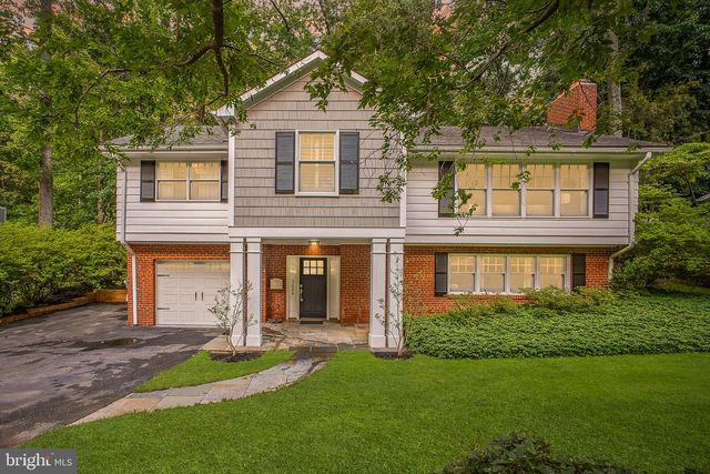 3609 WHISPERING LN, Falls Church, VA 22041