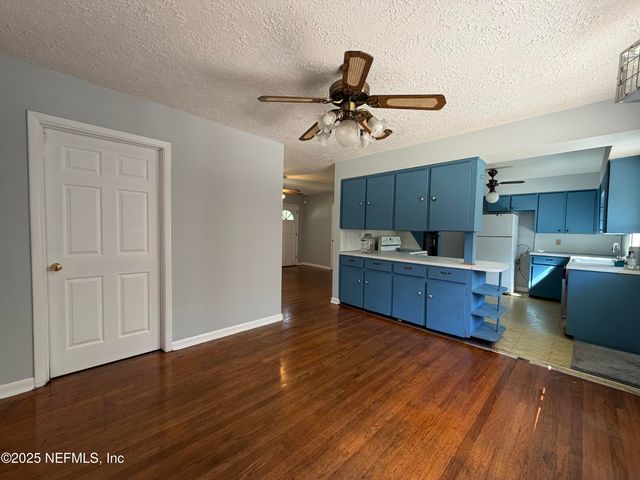 5504 BRADSHAW Street, Jacksonville, FL 32277