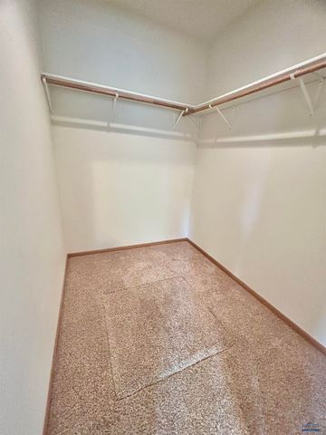 205 ENCHANTMENT DR, Rapid City, SD 57701