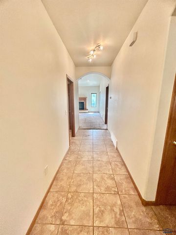 205 ENCHANTMENT DR, Rapid City, SD 57701