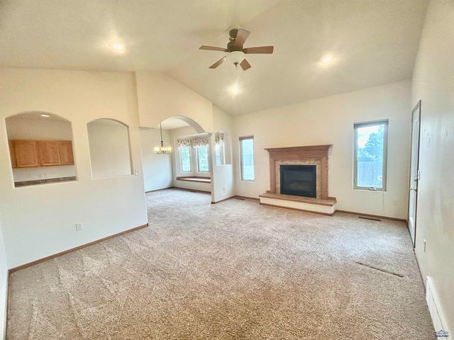 205 ENCHANTMENT DR, Rapid City, SD 57701