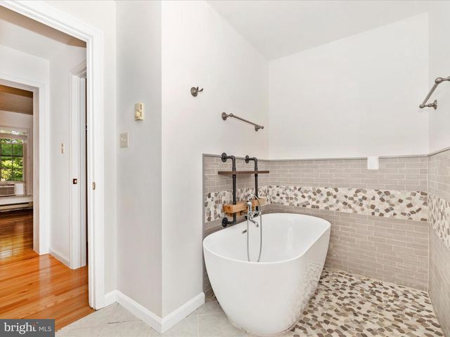 20231 NATIONAL PIKE, Hagerstown, MD 21740