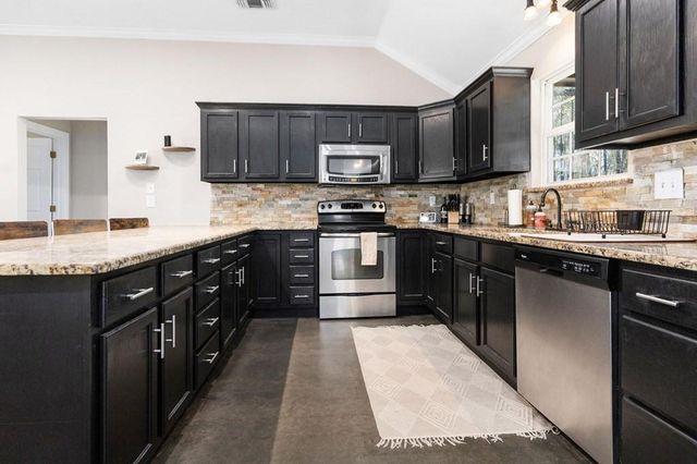 694 Harvill Road, Huntington, TX 75949