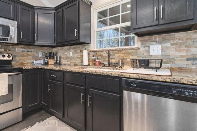 694 Harvill Road, Huntington, TX 75949