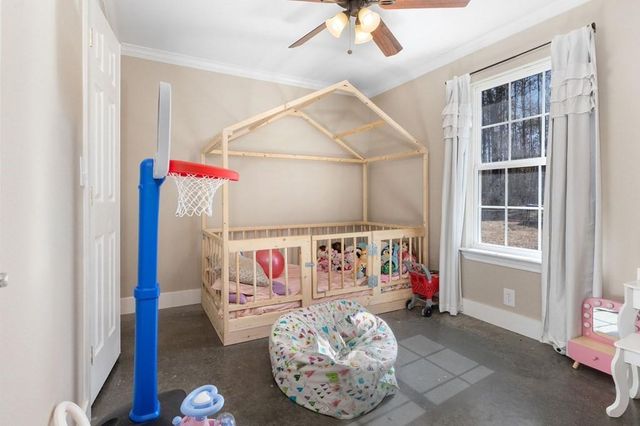 694 Harvill Road, Huntington, TX 75949