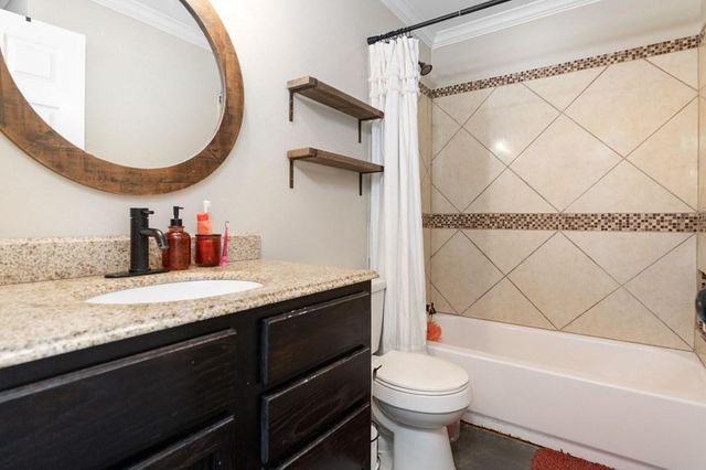 694 Harvill Road, Huntington, TX 75949