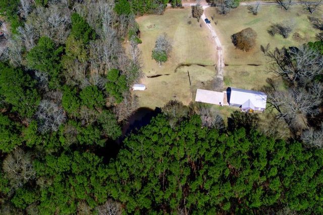 694 Harvill Road, Huntington, TX 75949