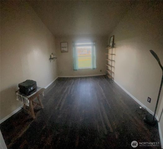 240 Rakoz Road, Toledo, WA 98591