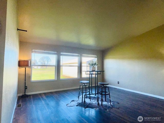 240 Rakoz Road, Toledo, WA 98591