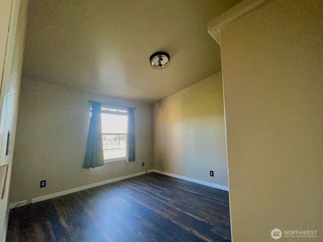 240 Rakoz Road, Toledo, WA 98591