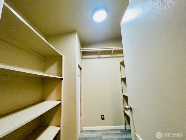 240 Rakoz Road, Toledo, WA 98591