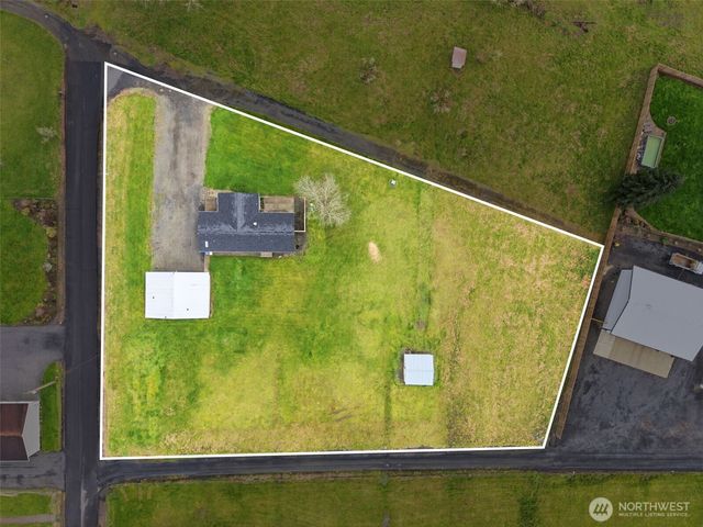 240 Rakoz Road, Toledo, WA 98591