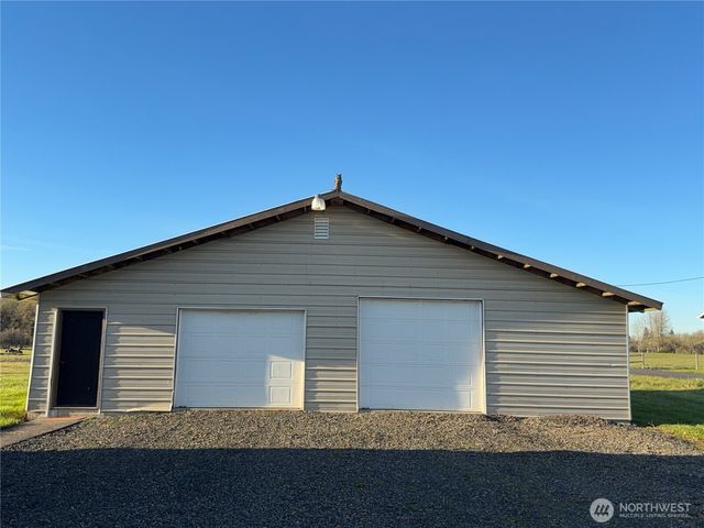 240 Rakoz Road, Toledo, WA 98591