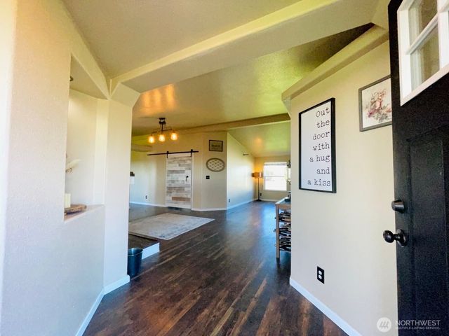 240 Rakoz Road, Toledo, WA 98591