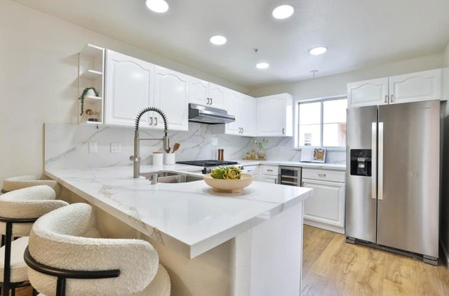970 Asilomar Terrace 3, Sunnyvale, CA 94086
