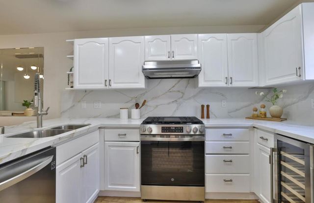 970 Asilomar Terrace 3, Sunnyvale, CA 94086