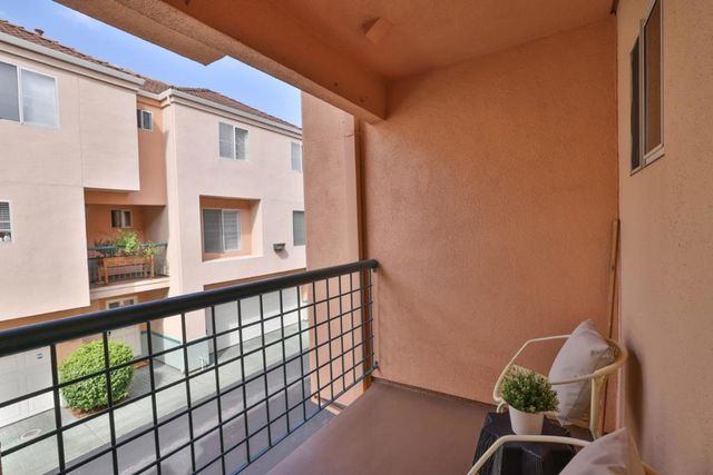 970 Asilomar Terrace 3, Sunnyvale, CA 94086