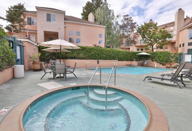 970 Asilomar Terrace 3, Sunnyvale, CA 94086